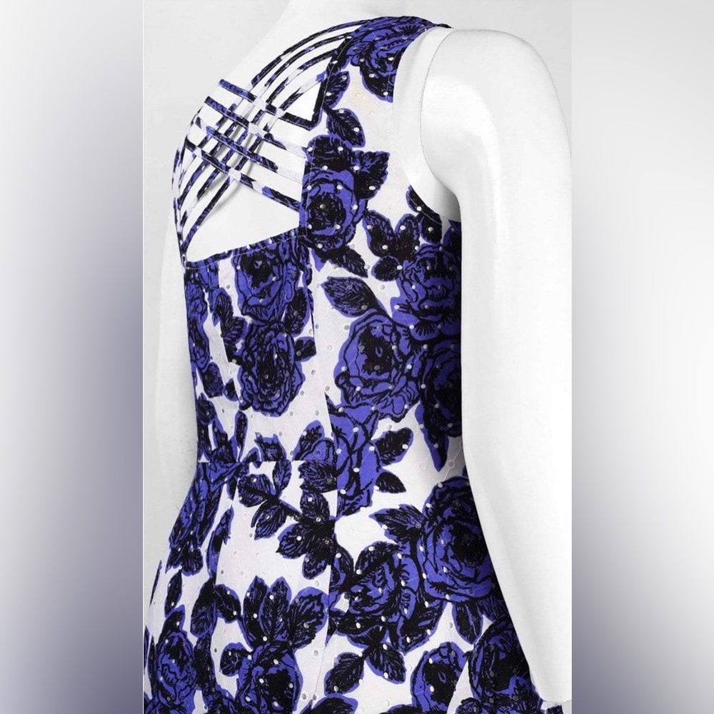 Adrianna Papell Floral Print Fit and Flare Dress Blue White - Picture 5 of 14